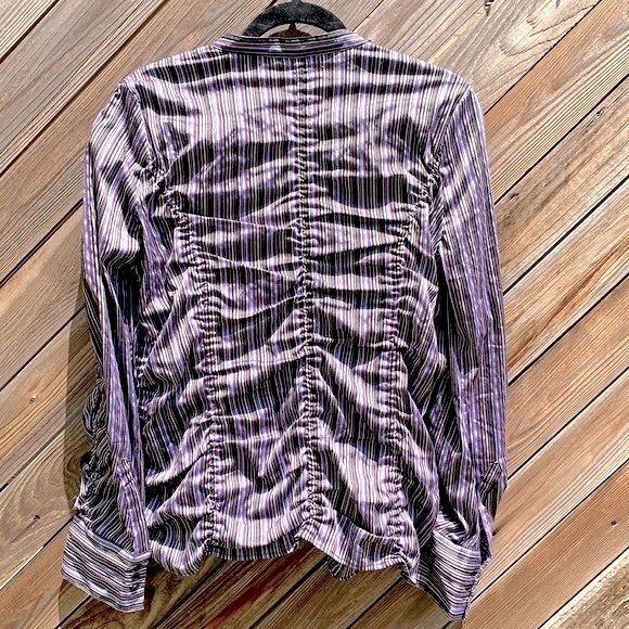 Purple striped long sleeve button top with ruching New! - Picture 9 of 16